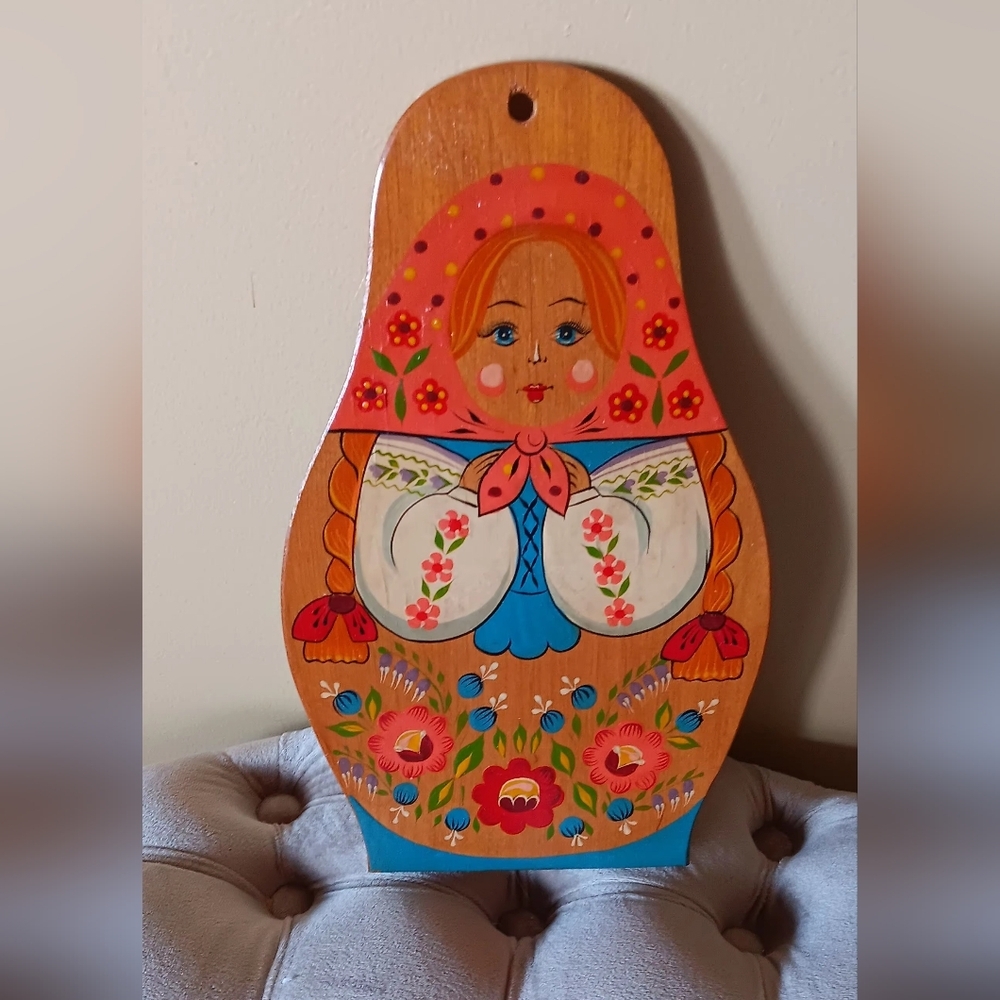 Vintage 1990s Matryoshka Doll Hand painted Wall Decor, 1 CO Wear On Back - Picture 3 of 4